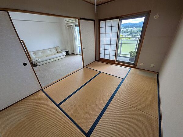 ■和室6帖■リビング横には多目的に利用できる和室を完備しています。■