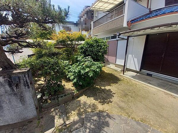 現地土地写真■土地64．05坪■北東・南西角地■建築条件無し