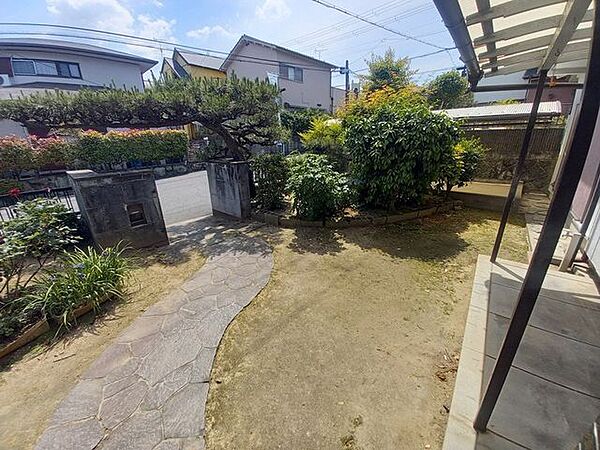 現地土地写真■土地64．05坪■北東・南西角地■建築条件無し