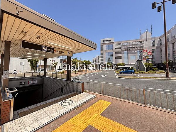 新金岡駅(Osaka　Metro 御堂筋線) 徒歩15分。 1130m