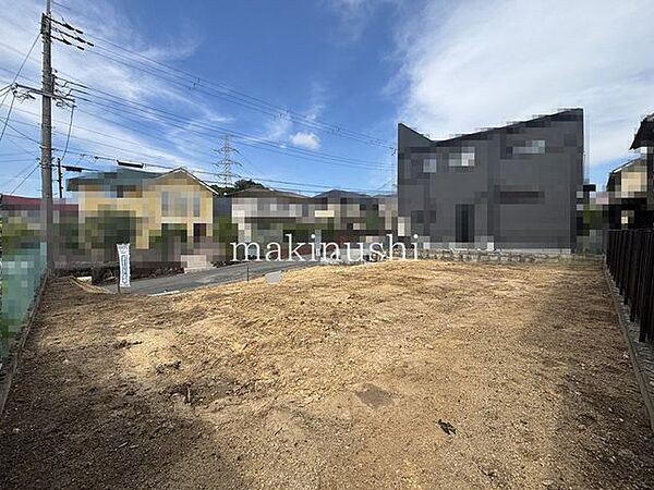 ■現地土地写真■土地約62．78坪■更地■建築条件無し■前面道路幅員約6．2ｍ■お好きなハウスメーカーや工務店で建築して頂けます。■