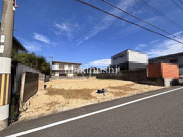 ■現地土地写真■土地58．12坪■更地■建築条件無し■高低差僅か■前面道路幅員約8ｍ■