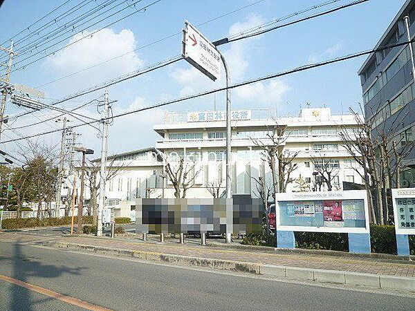 富田林市役所 徒歩33分。 2640m