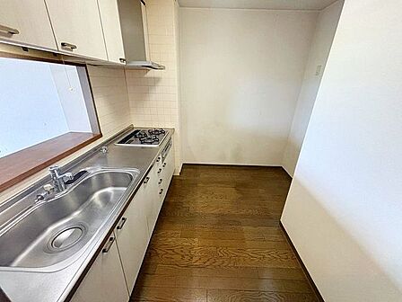 ■キッチン■対面式キッチンですので、お食事の準備をしながらご家族との会話を楽しめます。■
