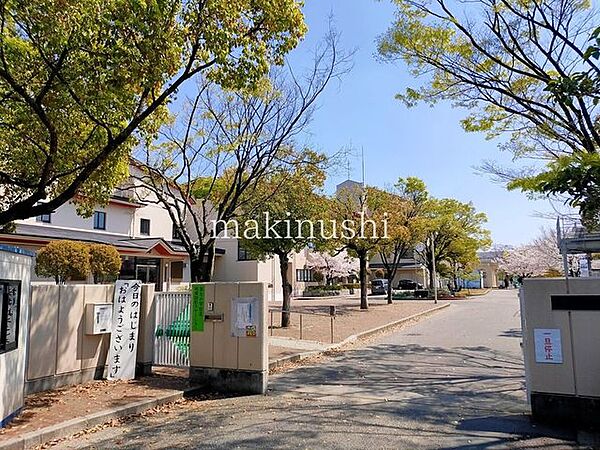 大阪狭山市立第七小学校 徒歩22分。徒歩14分 1700m