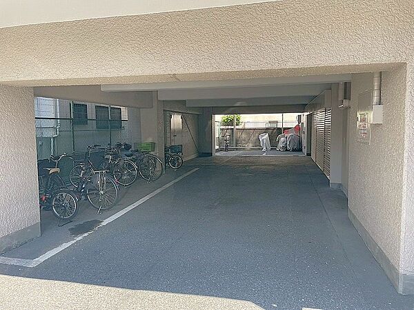 駐輪場・バイク置場