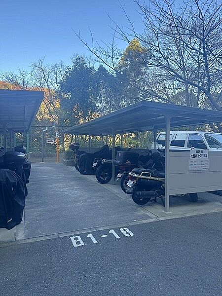 バイク置場