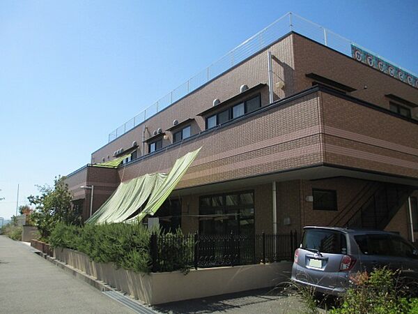 社会福祉法人神戸轟会 幼保連携型認定こども園かすが保育園　約460ｍ