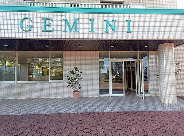 お部屋は6階フロアの南向き、日当たり・通風良好な3LDKです♪