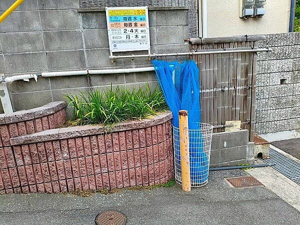 ゴミステーション
