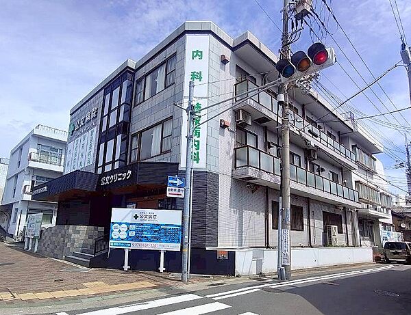 楠和会公文病院　約270ｍ