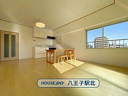 ファミネス青梅 2LDKのリビング/ダイニング