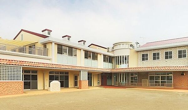 さつき保育園社会福祉法人：報徳福祉会基本方針：「一人一人を大切に」「遊びを大切に」「豊かな体験」充実した保育環境のもと心身共に遊びを通し、たくましく豊かなこころを育てる。 1400m