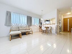 磯子区岡村4丁目 中古戸建 4LDKのリビング/ダイニング