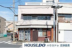 静岡県沼津市千本港町