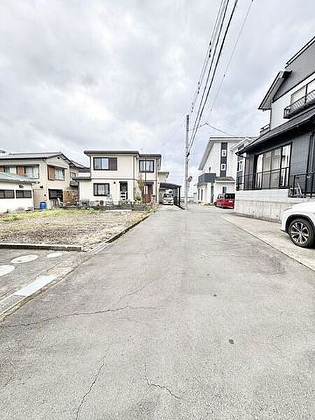 前面道路含む現地写真