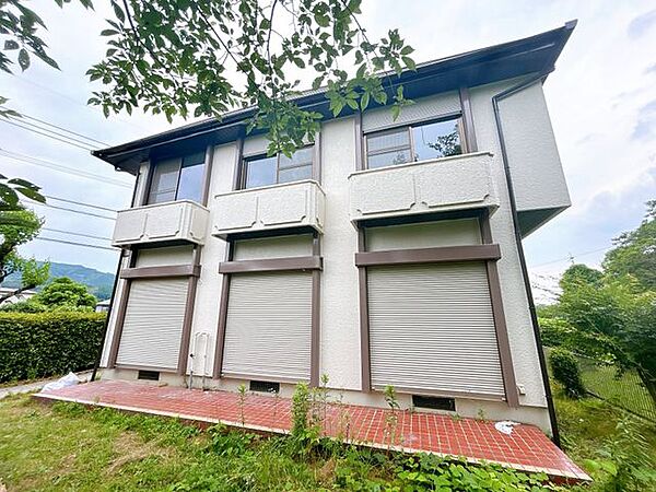 【リフォーム中】外観の別角度写真です。ミサワホーム施工のお家です。