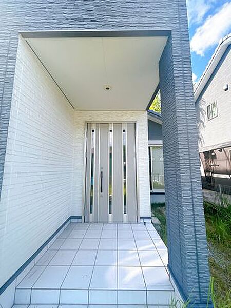 【玄関】玄関の写真です。