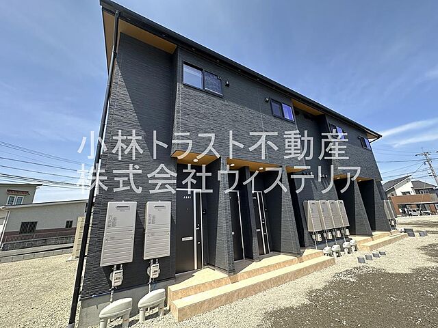 4 / 5