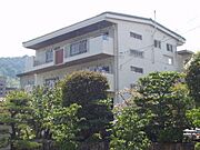 草津駅より徒歩12分 3階 築44年の賃貸物件