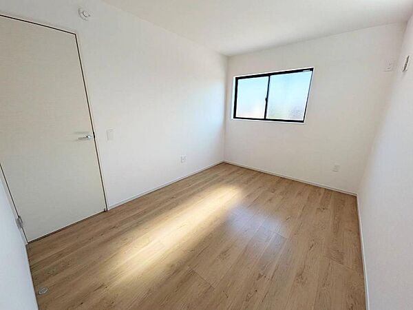 洋室を拡大表示