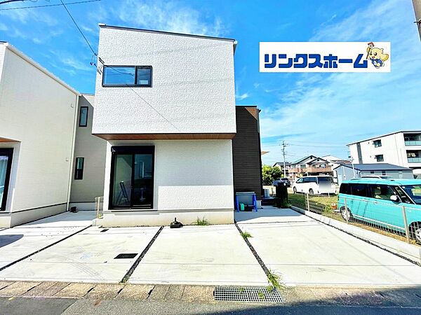 外観：323000516223