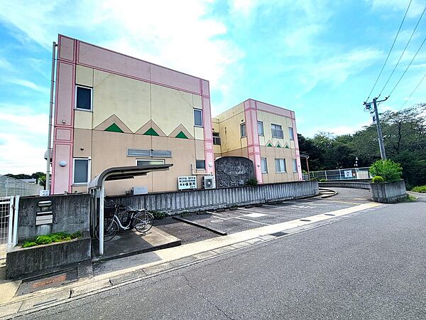 鴻巣市立馬室保育所まで約1600ｍ