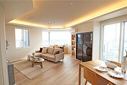 プリズムタワー 2LDKのリビング/ダイニング