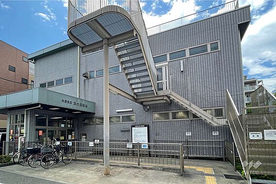 浜竹図書館の外...