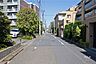 その他：敷地北側の前面道路（西側から）