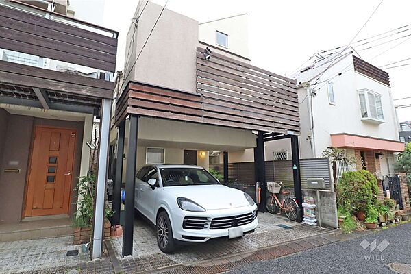 物件の外観（北西側から）外からの目線が気になりにくい外観です。