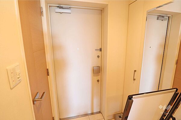 玄関すっきりとした玄関になっています。