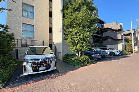 敷地内駐車場(屋外平面式)