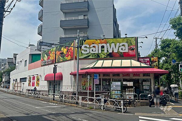 スーパー三和(祐天寺店)の外観