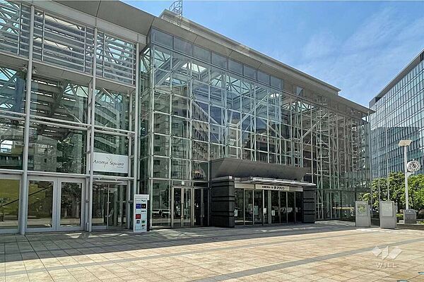 大田区民ホール・アプリコの外観