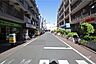 その他：敷地西側の前面道路（南側から）