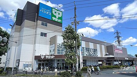サミットストア(南加瀬店)