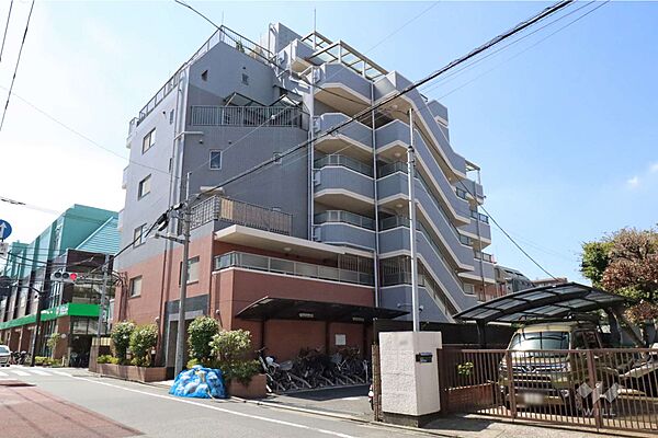 センチュリープラチナマンション千鳥町の外観(北東側から)