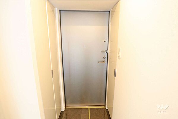玄関すっきりとした玄関になっています。