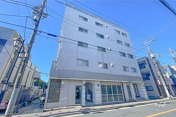 田園調布愛知マンションの外観(東側から）