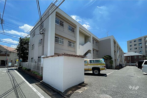 中銀世田谷マンシオン二号館の外観（北東側から）