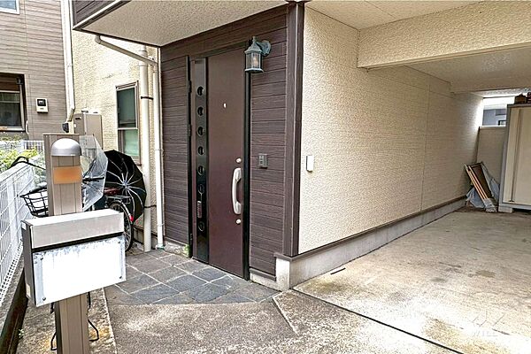 物件の玄関［2026年4月24日撮影］