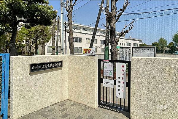 富士見台小学校[公立]の外観