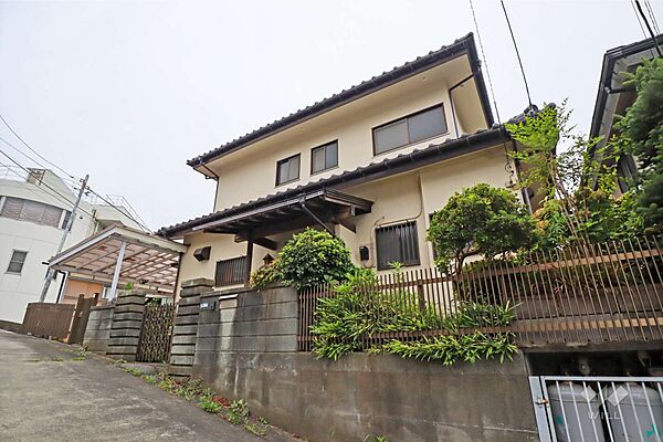 物件の外観（北西側から）［2026年8月3日撮影］