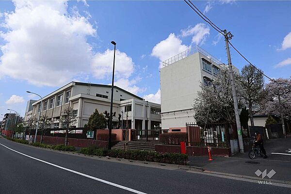 北沢中学校[公立]の外観