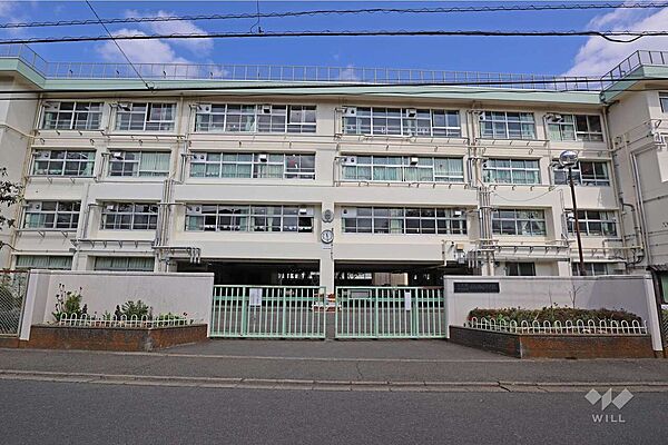 上祖師谷中学校[公立]の外観