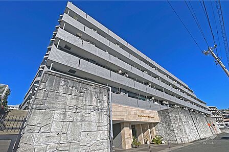 ライオンズガーデンヒルズ宮前平の外観（南西側から）