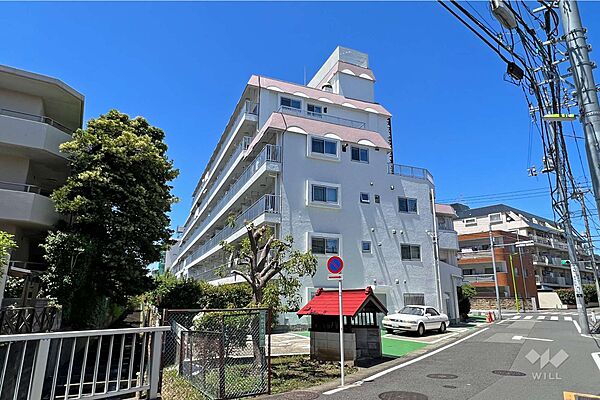 砧フラワーマンションの外観（南東側から）