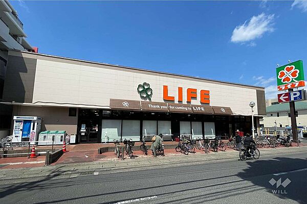 ライフ(高津新作店)の外観