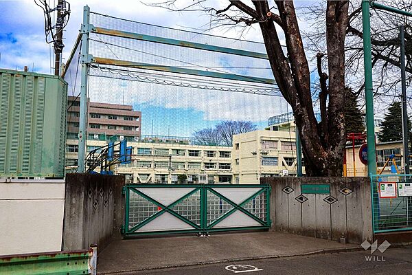 用賀小学校[公立]の外観